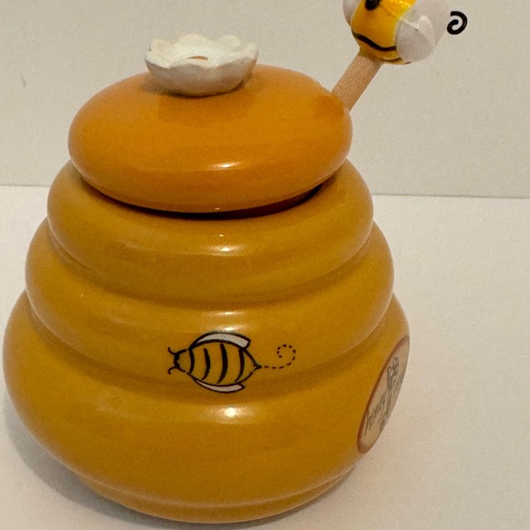 Honey Pot Beehive Honey Miel Lidded Ceramic Pot with Wood Dipper - Picture 6 of 7